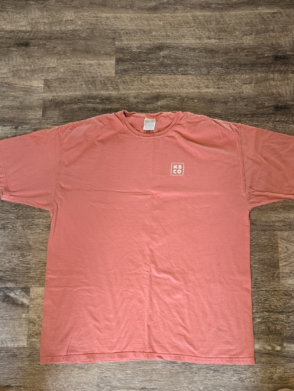 Kulshan Brewing Co. Men's Short-Sleeve Crewneck Tee in Dusty Coral